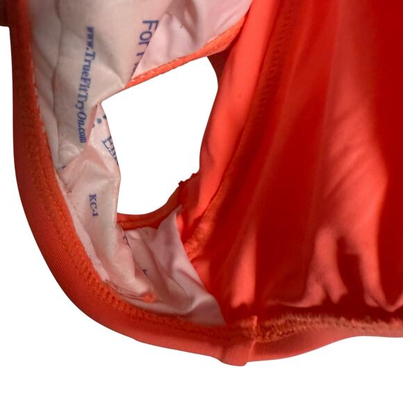 La Blanca Coral Reef Pink Island Goddess Cross-Back One Piece V-Neck Swimsuit 2 - Picture 6 of 10